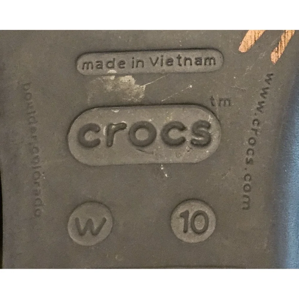 Crocs Sanrah Sandals Size 10 Thong Gold Medallion Ring Wedge Flip Flop Navy